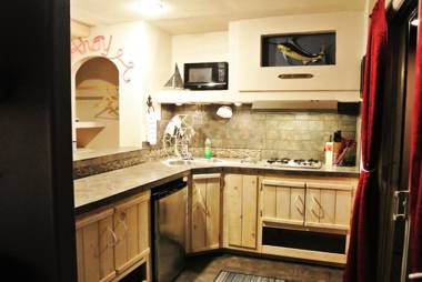 Redwoods River Resort & Campground