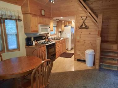 Willamette Pass Inn & Chalets