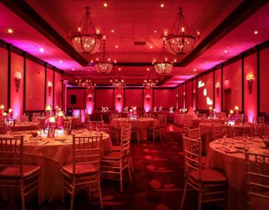 Newport Beachside Hotel & Resort