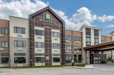 MainStay Suites Waukee-West Des Moines