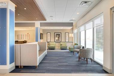 Holiday Inn Express & Suites - Lockport an IHG Hotel