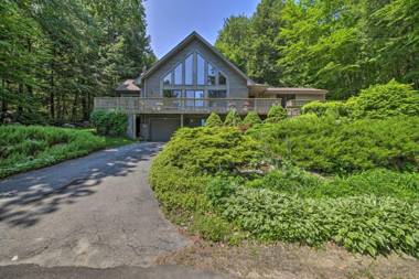 Sebago Lake Gem on Private Cove with Boat Dock!