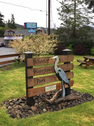 Wheeler on the Bay Lodge and Marina