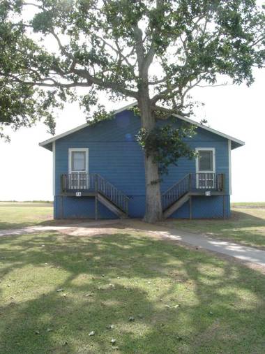 Virginia Landing Camping Resort Cabin 2