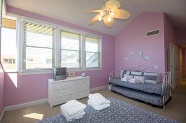 126 Capt.John Fripp III - Three Bedroom Villa