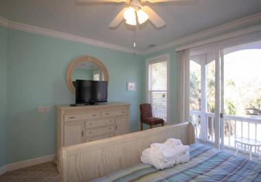 12 Sea Mist - Three Bedroom House