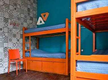 El Viajero Downtown Hostel & suites