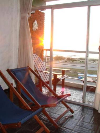 DEPTO FRENTE AL MAR - PUNTA DEL ESTE - Uruguay