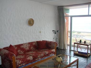 DEPTO FRENTE AL MAR - PUNTA DEL ESTE - Uruguay