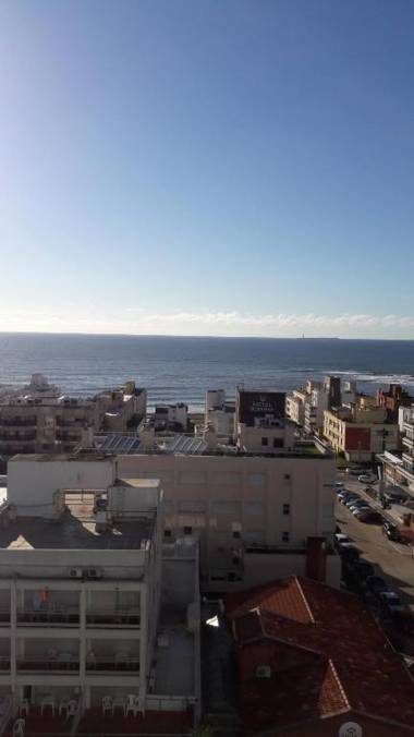 TORRE806 AP ACONCHEGANTE VISTA MAR em PUNTA DEL ESTE