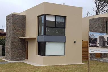 HORNEROS Moderna Casa a metros de la playa San Francisco