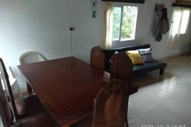 Amplia Casa de 2 dormitorios en Piriapolis a 4 cuadras de Playa San Francisco