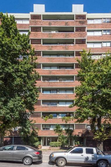 EL MEJOR LUGAR Departamento de Diseño en el mejor Barrio de Montevideo