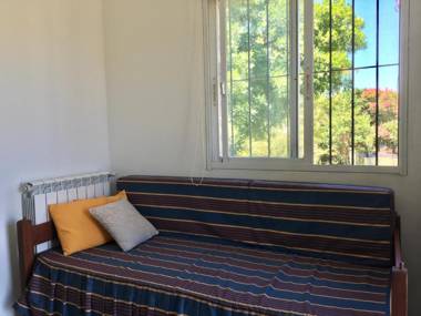 Apartamento con excelente ubicación vista al Rio y Piscina