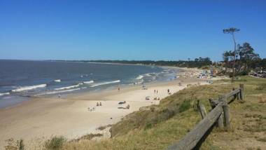 La Quimera a pasos de la playa