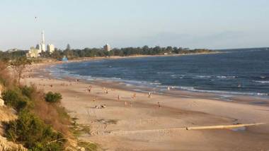 La Quimera a pasos de la playa