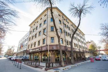 Hotel Grand Capital