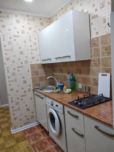 Apartment on Gulyamov 11