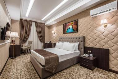 The Royal Mezbon Hotel & SPA