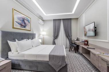 The Royal Mezbon Hotel & SPA