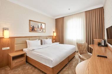 Praga Hotel