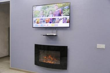 Newly Renovated Studio Apartment in Downtown Center 5