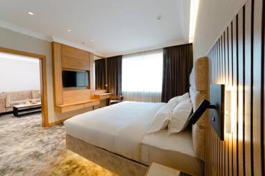 Frankfort Hotel and Spa