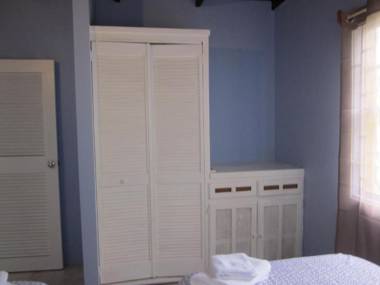 Buttercup Cottage Apartments