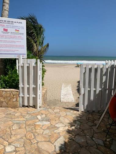 Cimarron Suites Playa Parguito