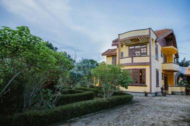 Dalat Train Villa