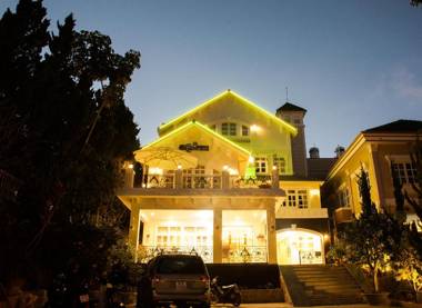 Hoa Sen Vang Hotel Dalat