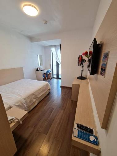 Ngan Hoa - Mille Fleurs