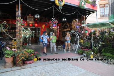 Redhouse Dalat Hotel