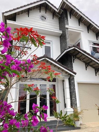 Tuong Vy Villa