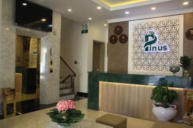 Pinus Hotel