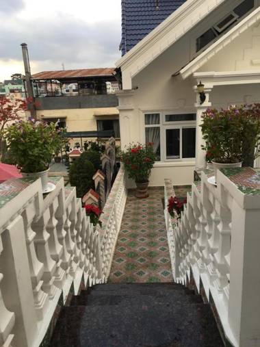 Villa Hotel Nam Khang 2