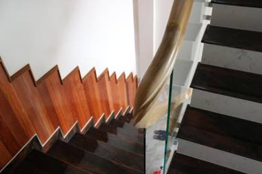 Khách Sạn Thái Hà