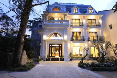 Moonstone Hotel Dalat