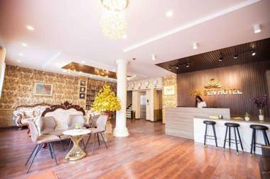 Hoa Sen Hotel