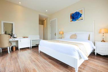 La Vie En Rose Villa