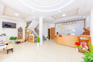 Huong Moc Hotel - Near Dalat Night Market