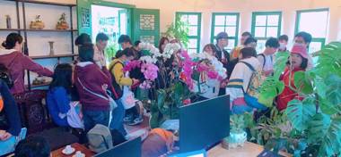 Biệt Thự Cổ - Homestay Khu Vườn Hoàng Gia