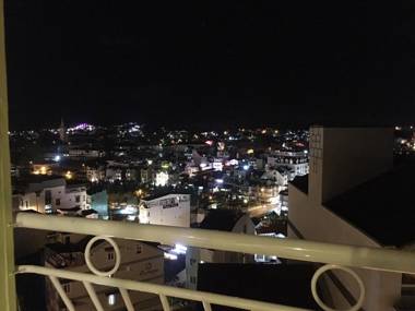 Khách Sạn LÊ VŨ