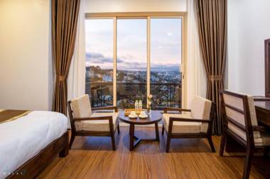 La Pense'e Hotel - Dalat