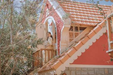 NGOI LANG CO 77 HOANG DIEU