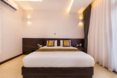 Golden Central Hotel