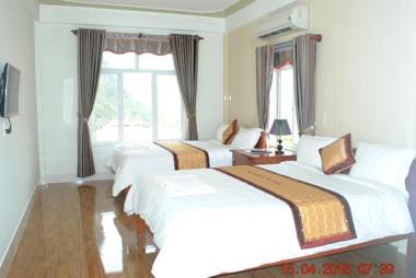 Paradise Hotel