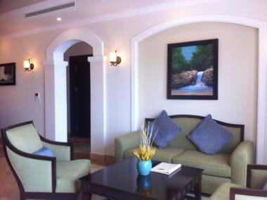 Olalani Resort & Condotel