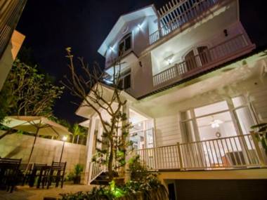 Frangipani Boutique Hotel Da Nang