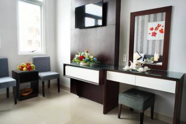 Hanoi Blue Hotel - The Water Front